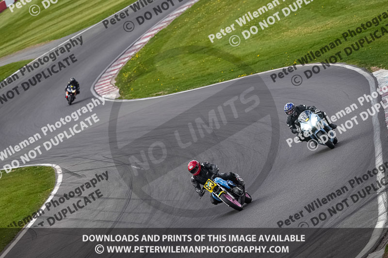 donington no limits trackday;donington park photographs;donington trackday photographs;no limits trackdays;peter wileman photography;trackday digital images;trackday photos
